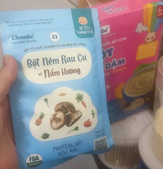 Nhiều cha mẹ thắc mắc bé mấy tháng ăn được gia vị khi bắt đầu cho trẻ ăn dặm.